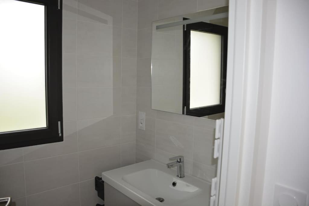 Maison A 200M Des Plages Avec Jacuzzi Tregunc Bagian luar foto
